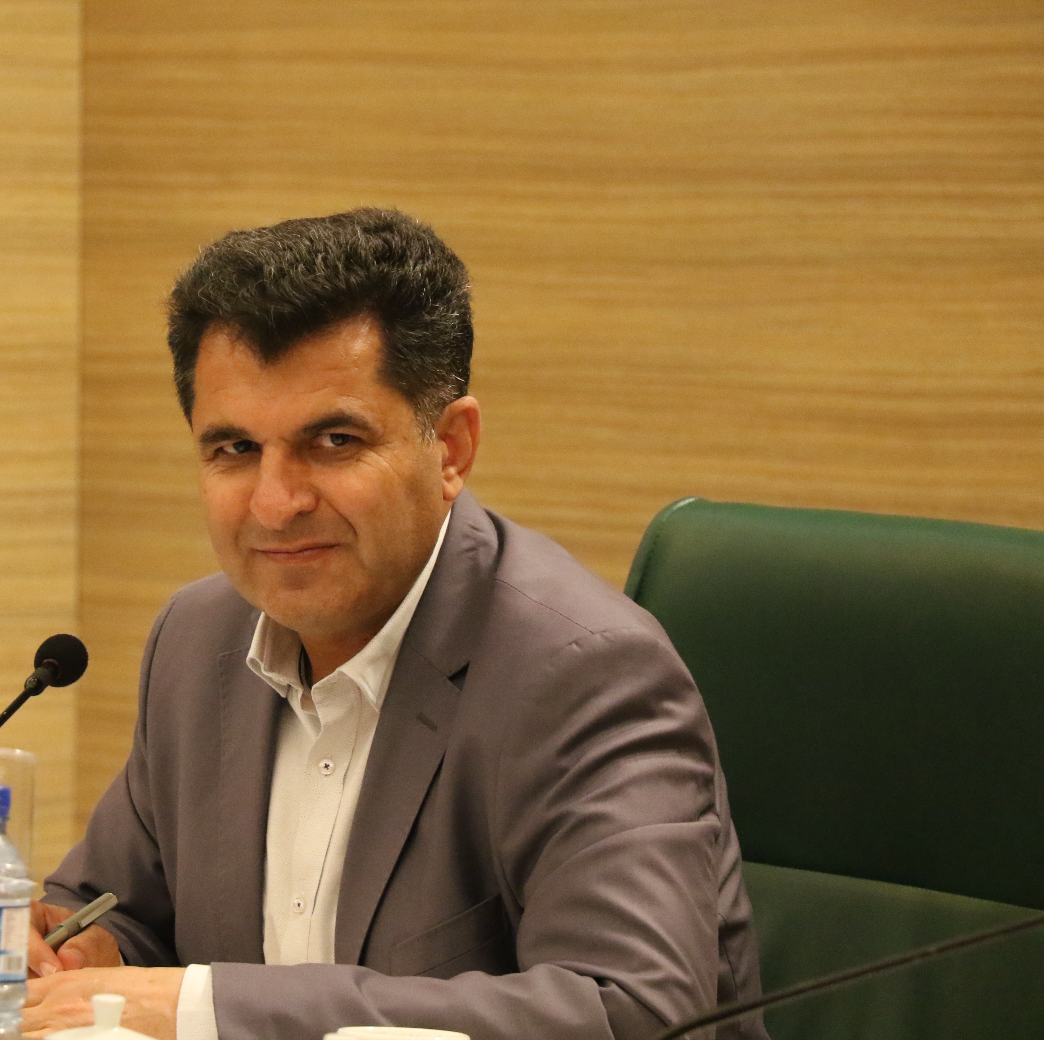 بررسی اجرای طرح تردد مکانی زمانی ناوگان باربری در کمیسیون عمران،حمل ونقل و ترافیک
