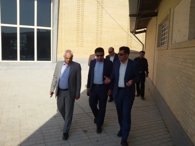 راه اندازی مجتمع خدماتی تاکسیرانی(خانه تاکسی) در شیراز