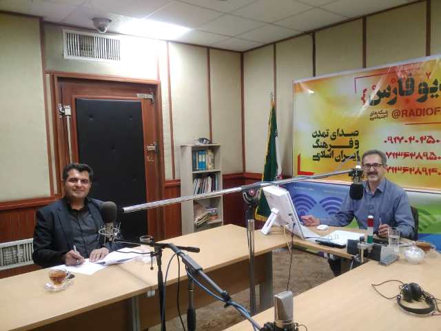 حضور دکتر نواب قائدی رئیس کمیسیون عمران، حمل و نقل و ترافیک شورای اسلامی شهر شیراز در برنامه رادیویی شهر و شهروند