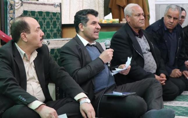 رئیس کمیسیون عمران، حمل و نقل و ترافیک شورای اسلامی شهر شیراز به همراه جمعی از مدیران شهرداری شیراز در جمع نمازگزاران این شهرک حضور یافتند