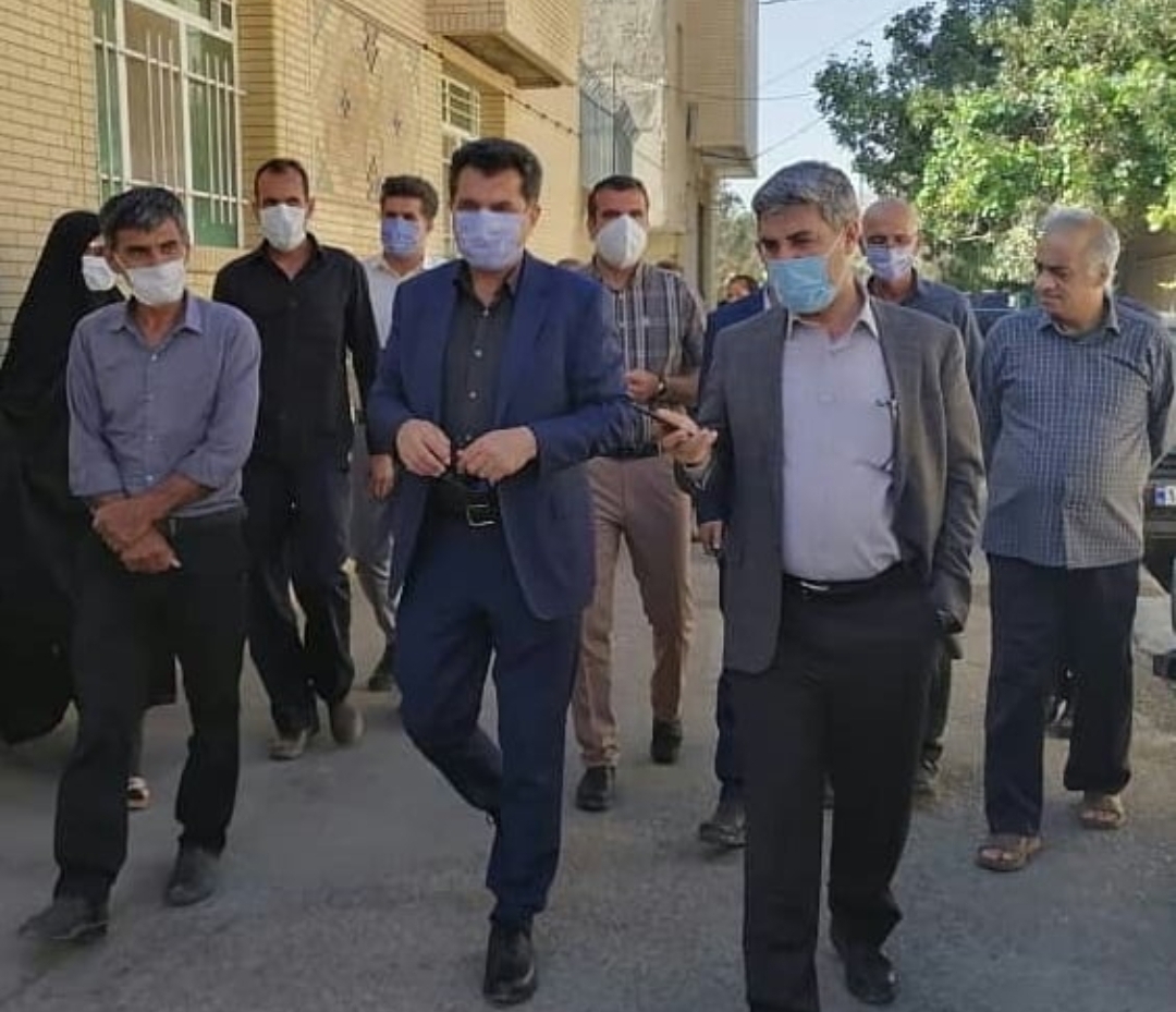 پیگیری رفع مشکلات سیستم فاضلاب شهرکهای آرین، کشن، بهاران و مهرگان با حضور رئیس کمیسیون عمران، حمل و نقل و ترافیک شورای شهرشیراز و مدیر عامل آبفای شیراز
